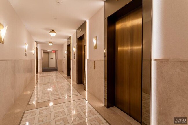 Building Photo - 0 bedroom in Queens NY 11101