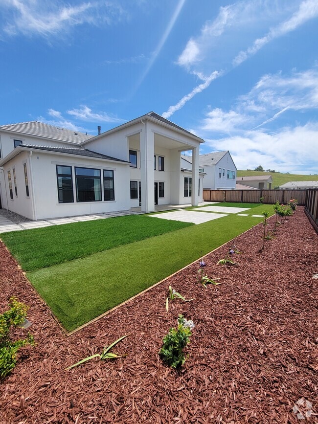 Building Photo - 2163 Shadow Creek Ct