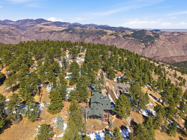 Building Photo - 499 Pine Song Trail