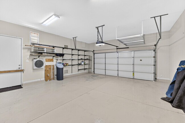 Building Photo - 40139 Calle Mandrina