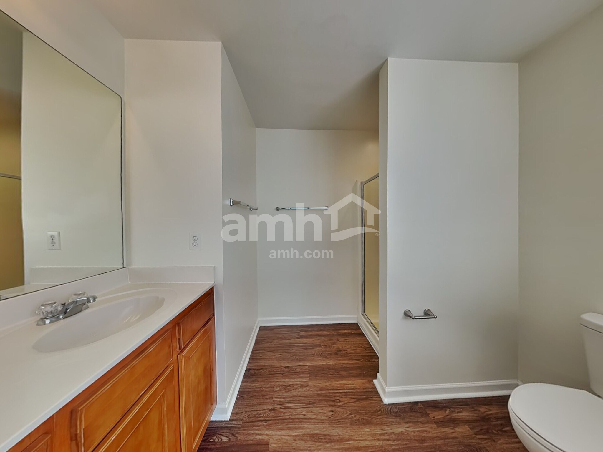 Building Photo - 32 Riverbed Dr