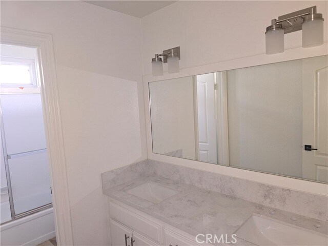 Building Photo - 1013 Cannonade Cir