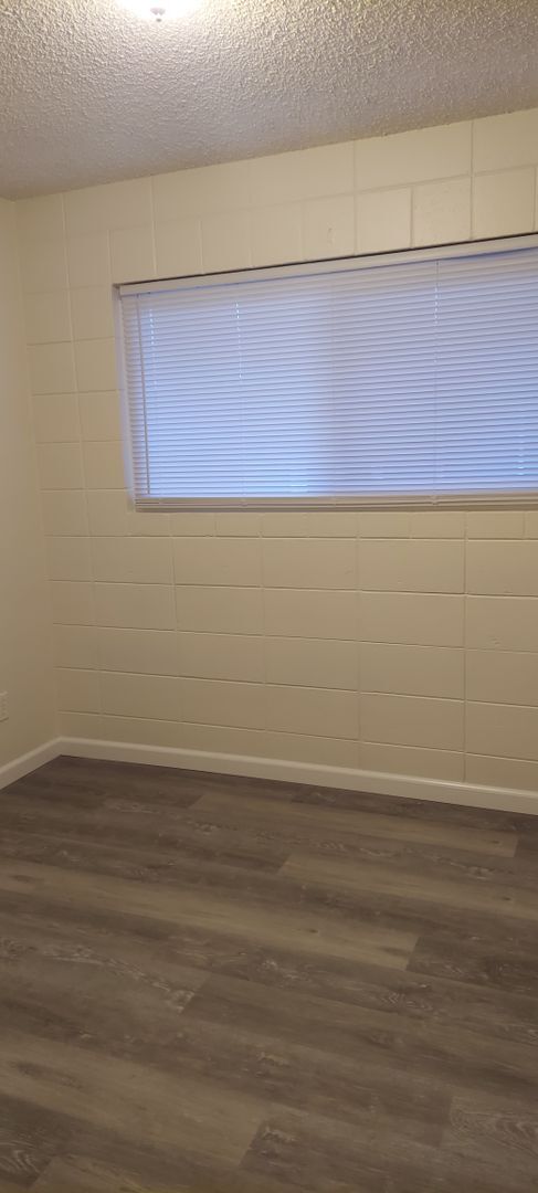 Building Photo - CP253