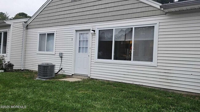 Building Photo - 1700 NJ-37