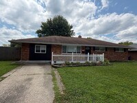 Building Photo - Updated 3 bedroom/2 Full Bath Huber Heights Ranch