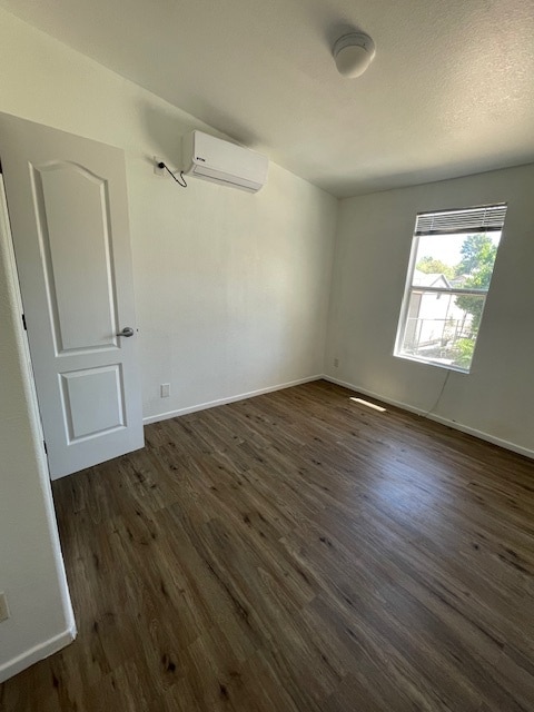Building Photo - 23686 Lodge Dr