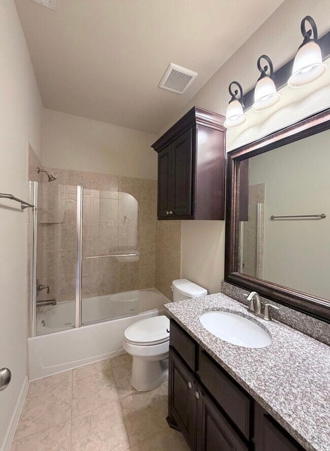 Building Photo - 5423 Lachlan Springs Ln