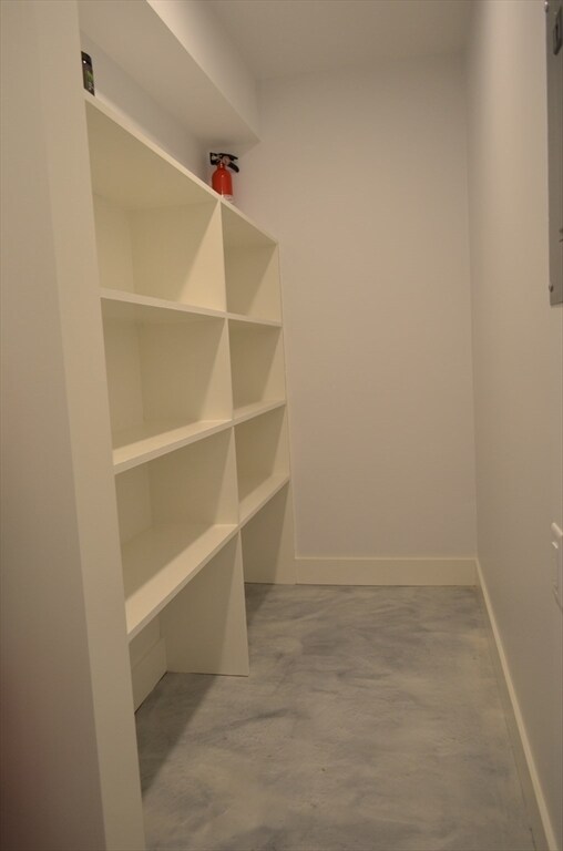 Building Photo - 10 Gloucester Ave