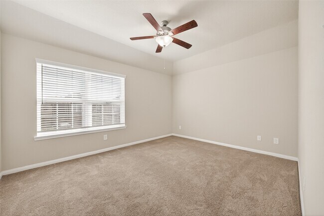 Building Photo - 5739 Manning Crk Trl