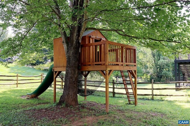 Building Photo - 2371 N Chesterfield Ct
