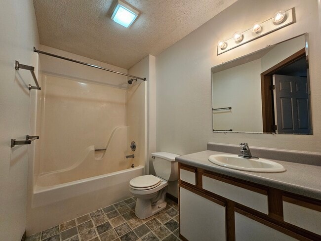 Bathroom - 623 Iowa Ave