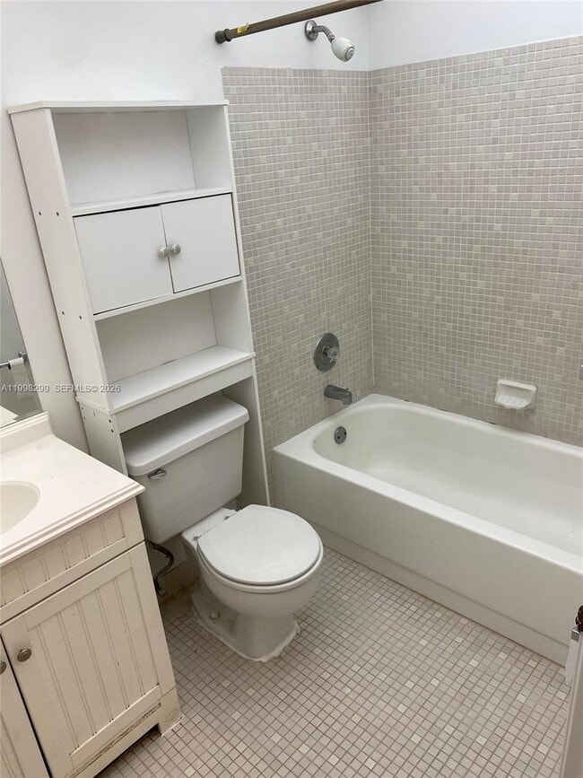 Building Photo - 9608 W McNab Rd