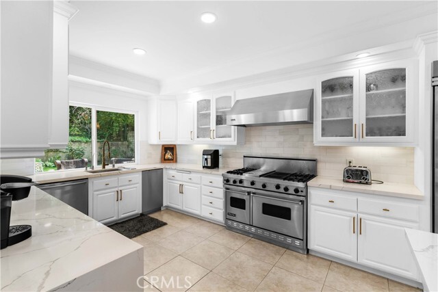 Building Photo - 28820 Calabria Dr