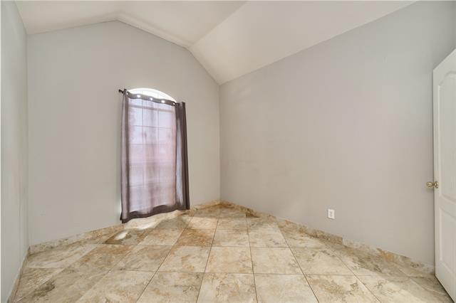 Building Photo - 8708 Moraine Dr