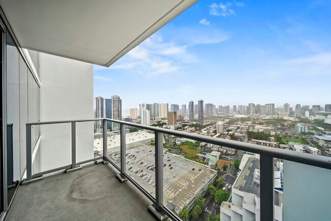 Building Photo - 1500 Rycroft St