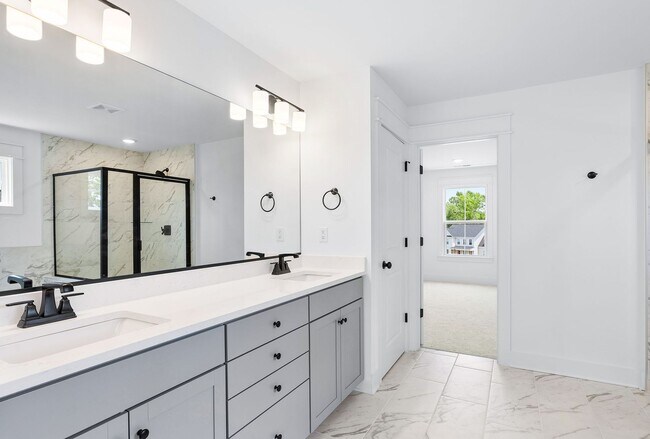 Building Photo - Brand New 4BR Luxury Home in Collington East