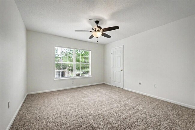 Building Photo - 7493 Devondale Way