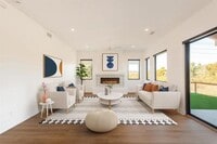 Building Photo - 3002 Palm Vista Ct