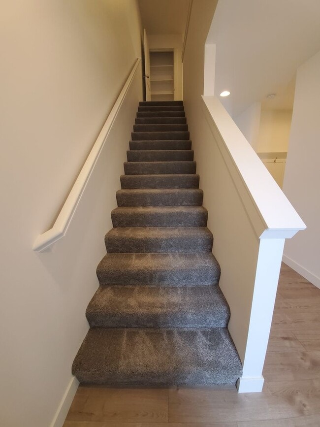 Building Photo - 522 Bedrock Loop