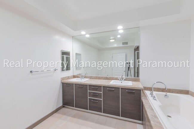 Building Photo - me 3-Bedroom Condo for Rent – Spacious, Modern & Centrally Located!