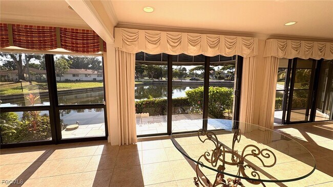 Building Photo - 9615 Halyards Ct