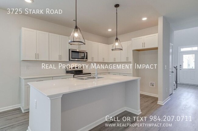 Building Photo - 3725 Stark rd