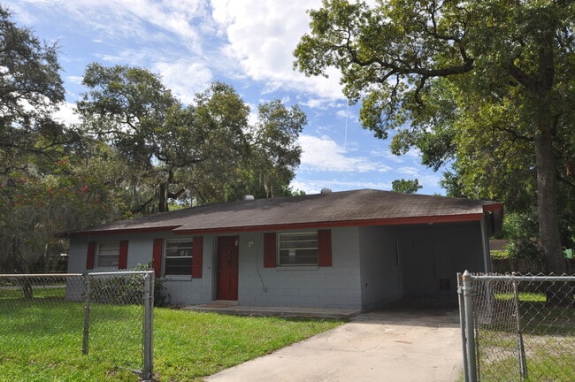 Primary Photo - ALTAMONTE SPRINGS: 3 bed/1.5 bath home in ...