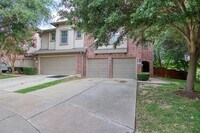 Building Photo - 1112 Landon Ln