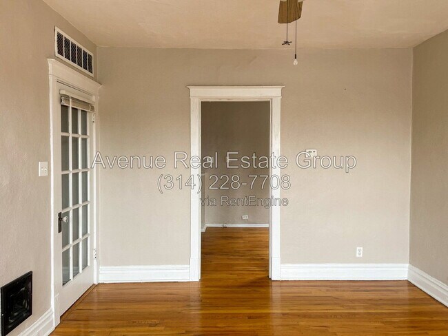 Building Photo - 5067 Chippewa St