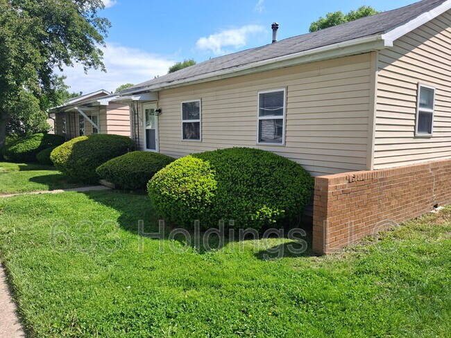 Building Photo - 139 Shadoway Dr