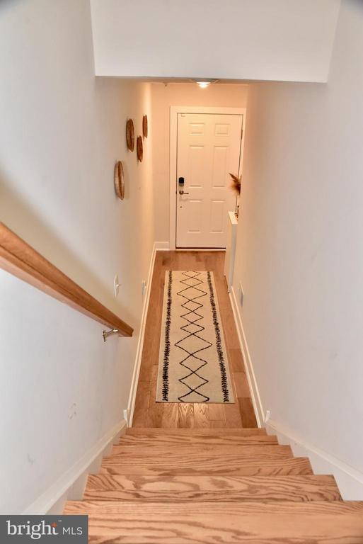 Building Photo - 214 Red Leaf Ln