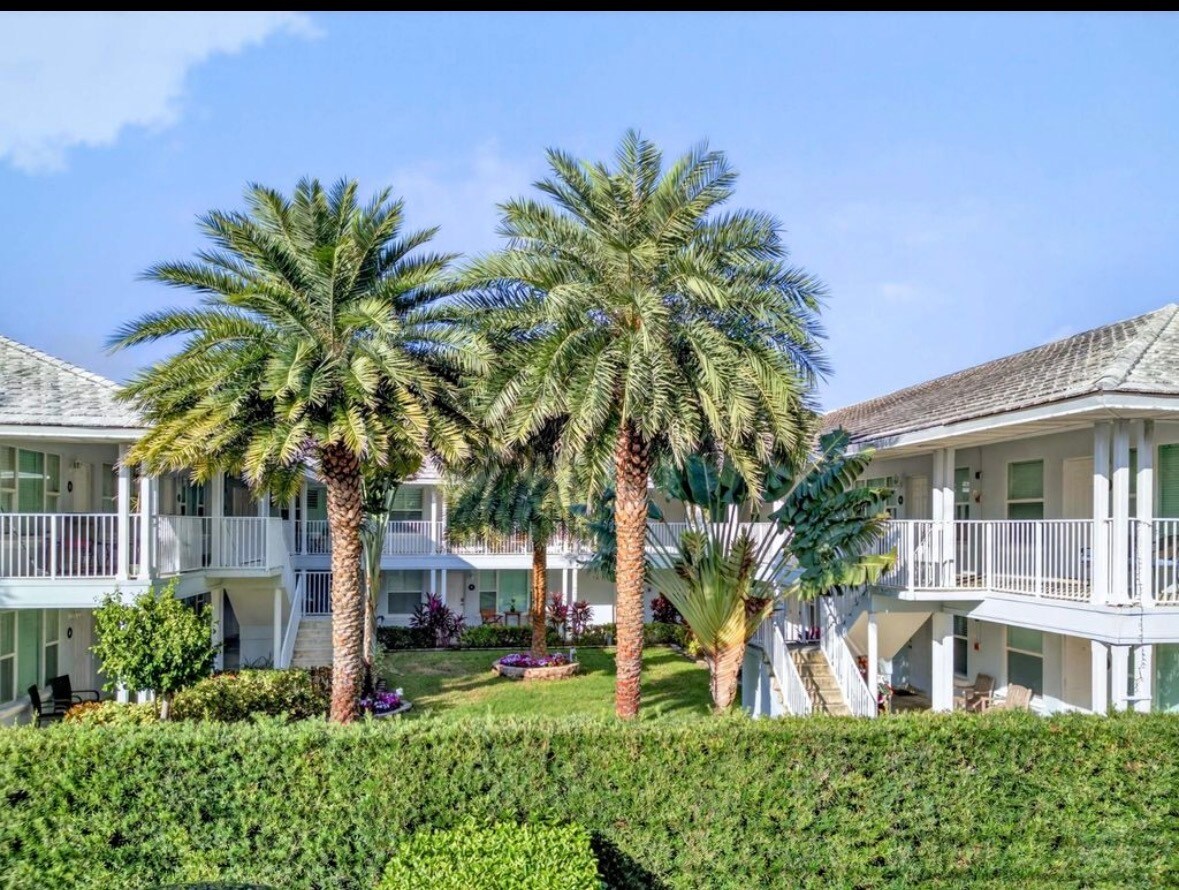 Building Photo - 1820 S Ocean Blvd
