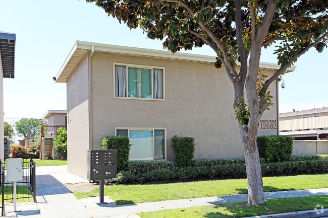 Building Photo - Grove Park Apartments