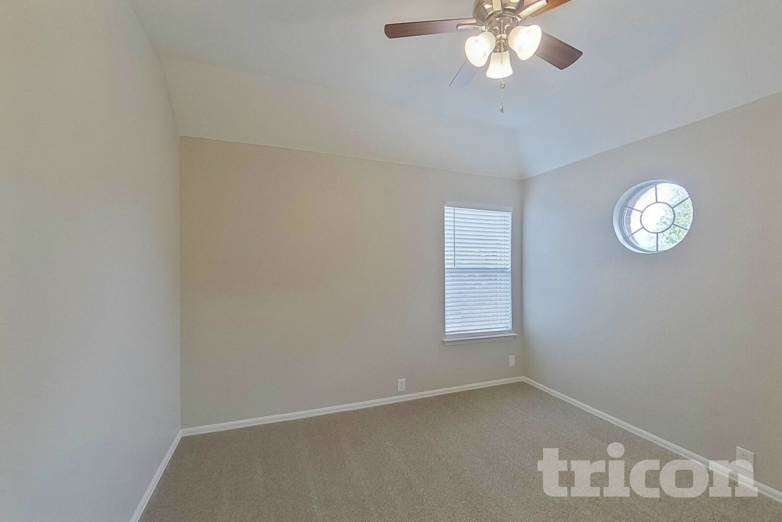 Building Photo - 2811 S Serrano