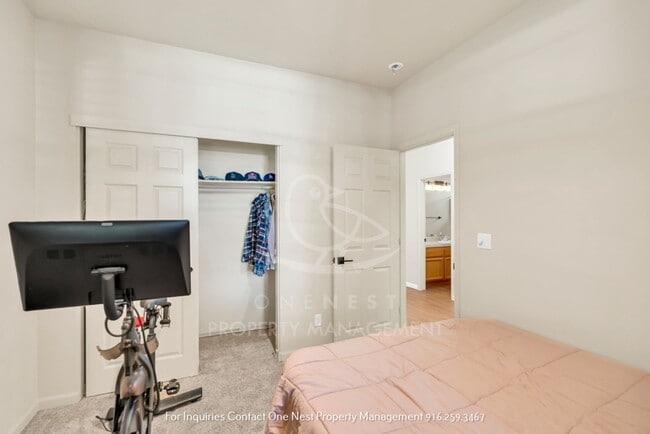 Building Photo - 563 Aspen Meadows Way