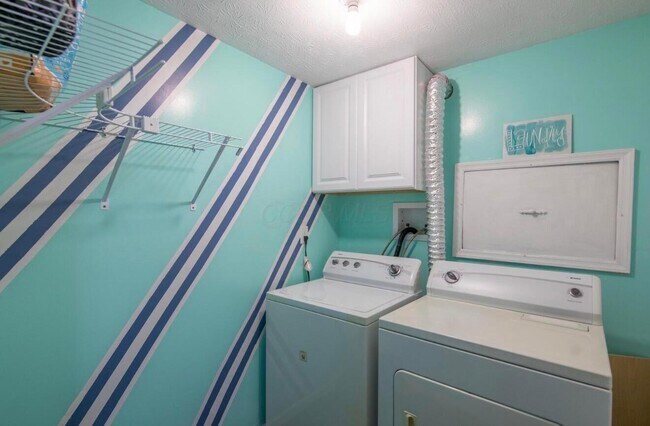 Building Photo - 5726 Countrie View Ct