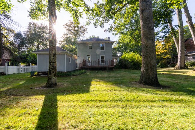 Building Photo - 418 E. Washington Blvd.