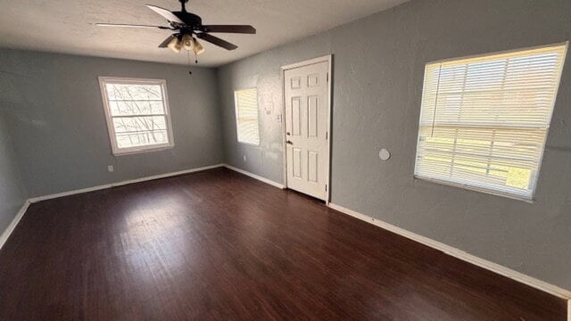 Building Photo - Modern 3-Bed Standalone Home with Private Backyard Oasis