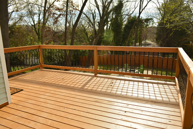 DECK - 146 Piedmont Ave