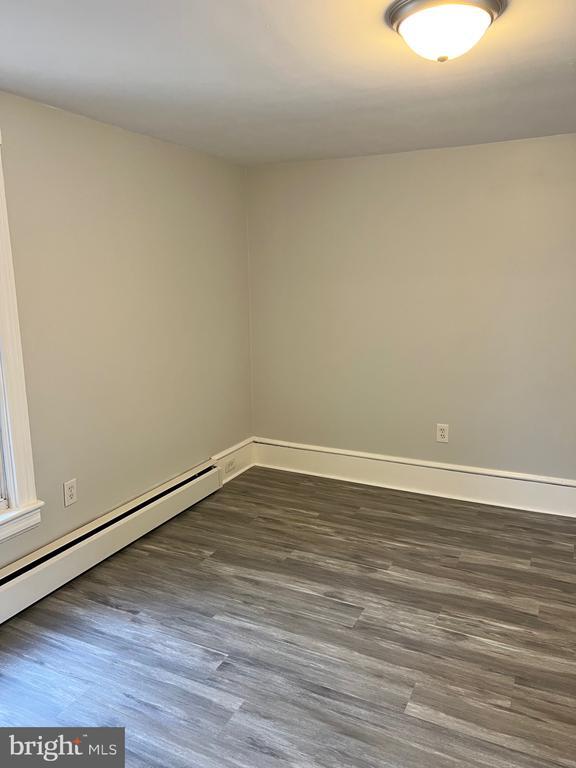 Building Photo - 170 W Penn Ave