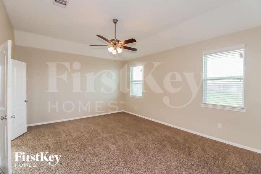 Building Photo - 1500 Foshee Ct