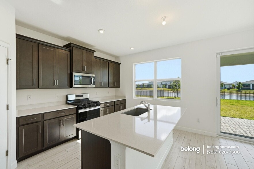 Building Photo - 14114 SW Surina St