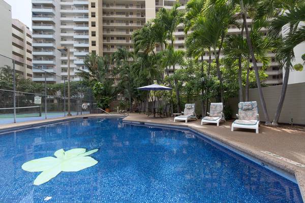 Building Photo - 1700 Ala Moana Blvd