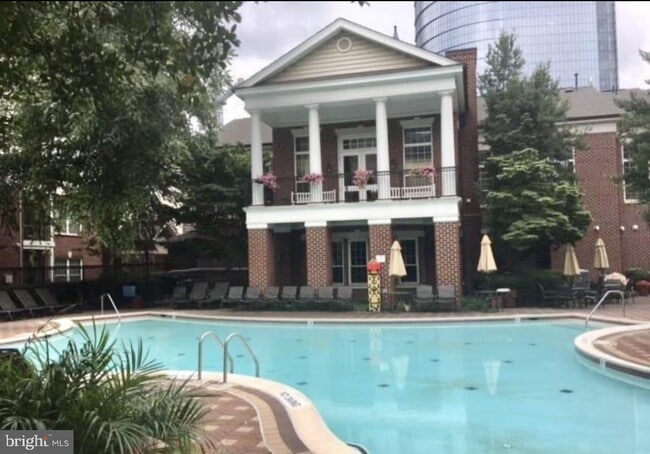 Building Photo - 1600 Spring Gate Dr.