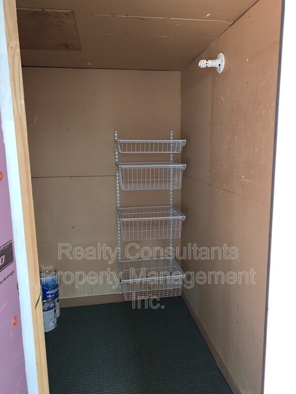 Building Photo - 306-D S Lindell Rd
