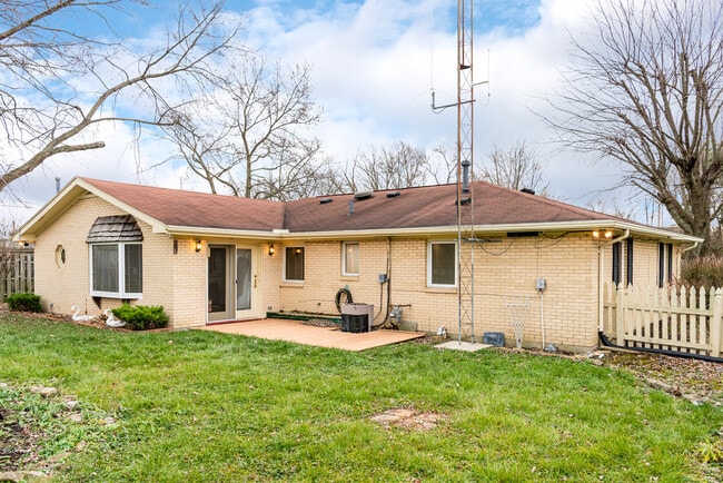Building Photo - 6757 Summerdale Dr