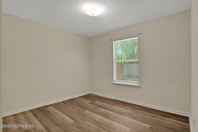 Building Photo - 1143 Summer Springs Drive