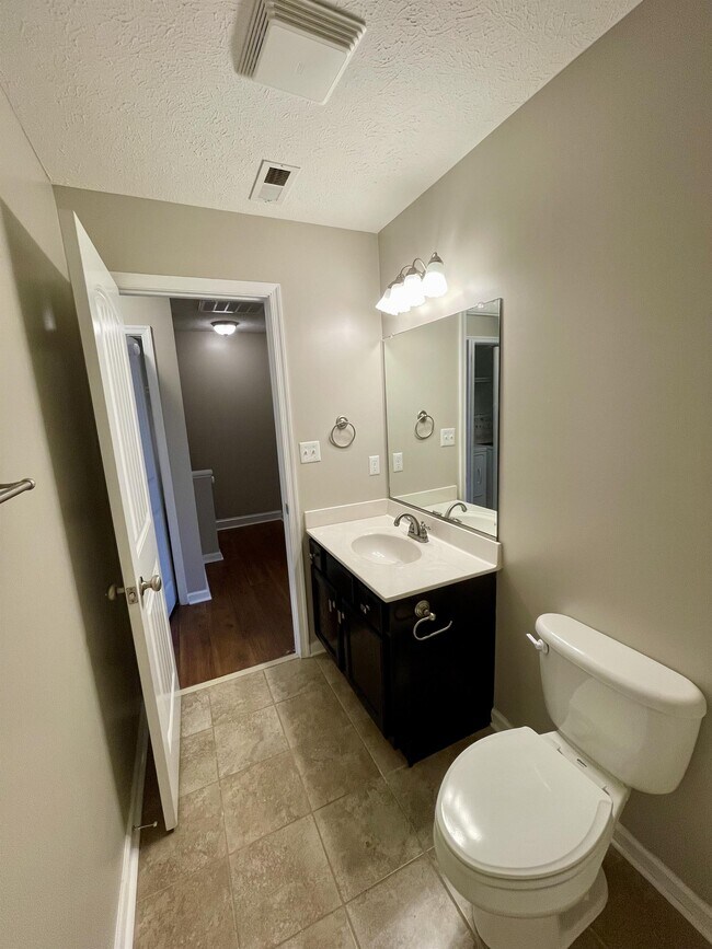 Building Photo - 211 Portico Street