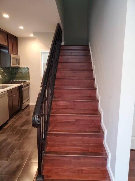 Staircase Steps - 8023 Genesta Ave