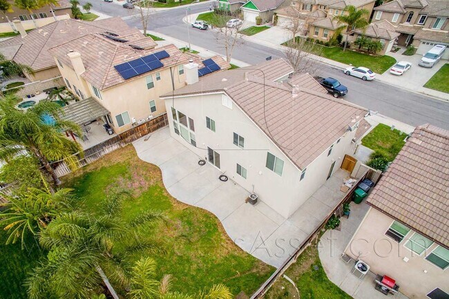 Building Photo - Stunning 4 Bed/2.5 Bath Home In Corona With Great Curb Appeal!